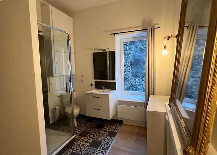 Renove Avec Terrasse Appartamento